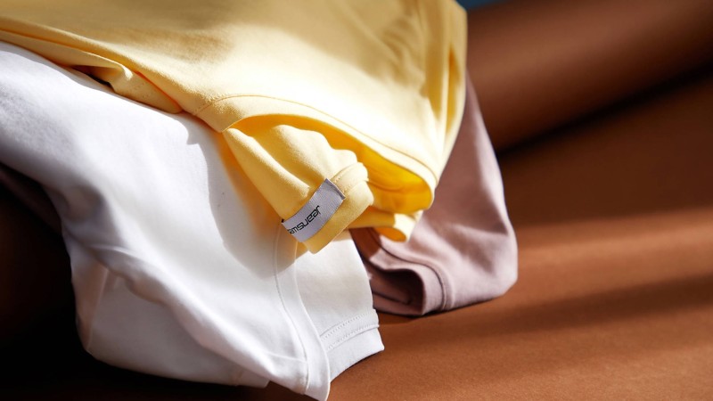 How to distinguish high-quality T-shirts and hoodies?